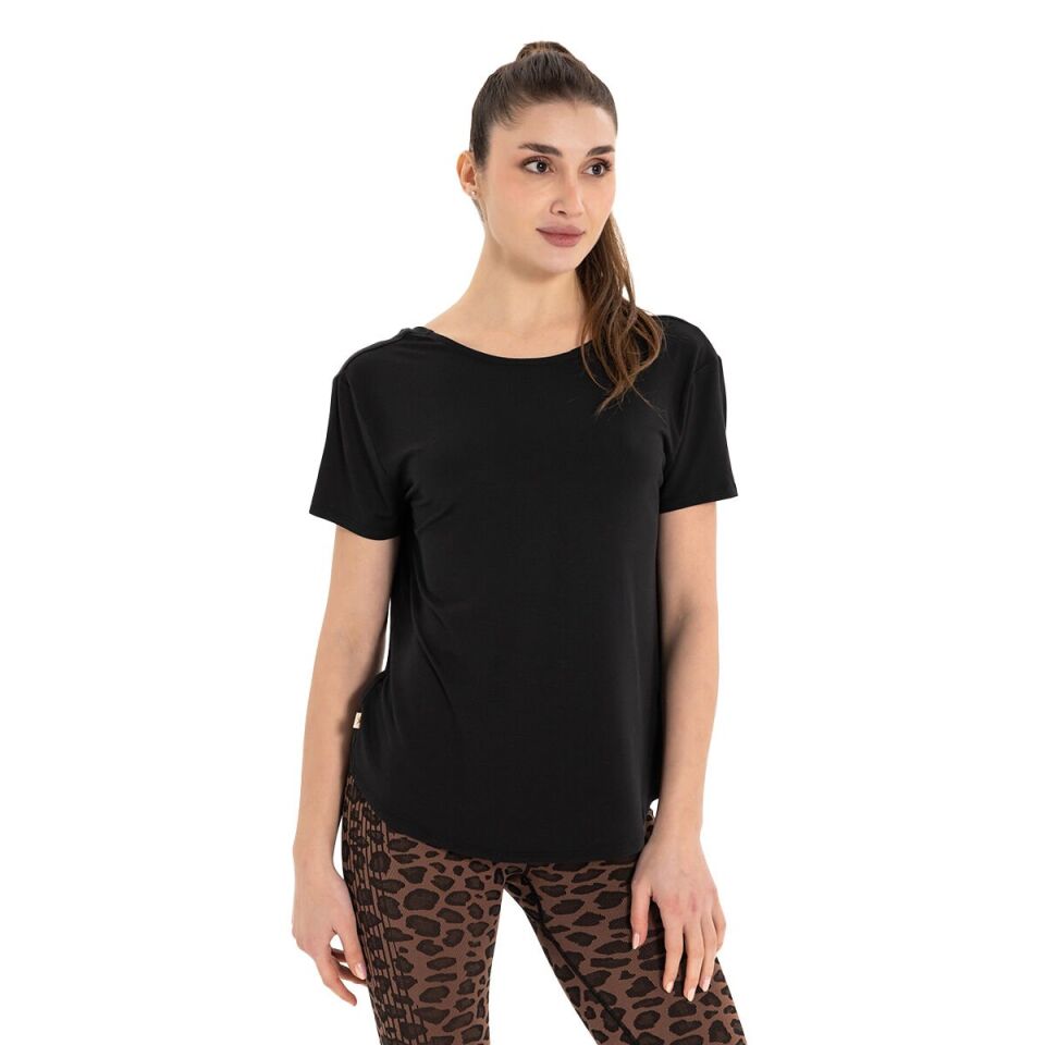 Inguz Sırt Detay Modal Yoga T-Shirt
